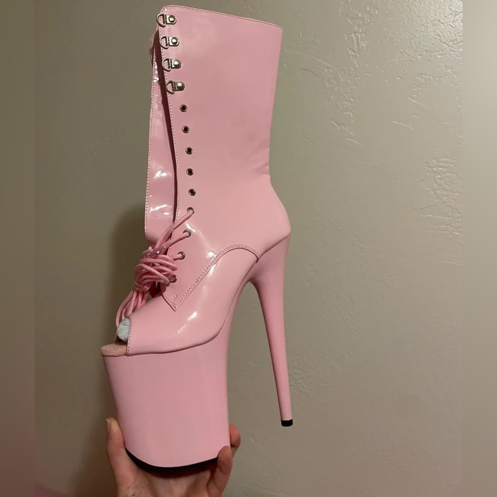 Pleasers Flamingo Boots - Picture 2 of 2
